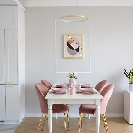 Rose Gold By Go Apartment *